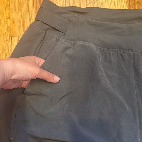 Zella Athletic Shorts - Picture 5 of 5